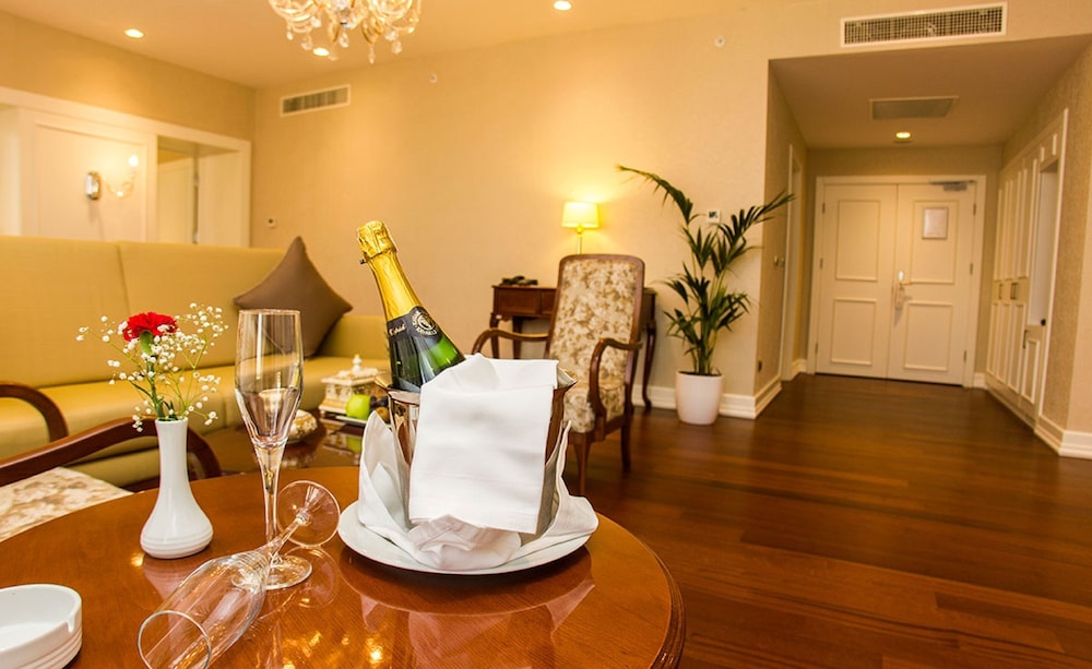 Barida Hotels 27/50