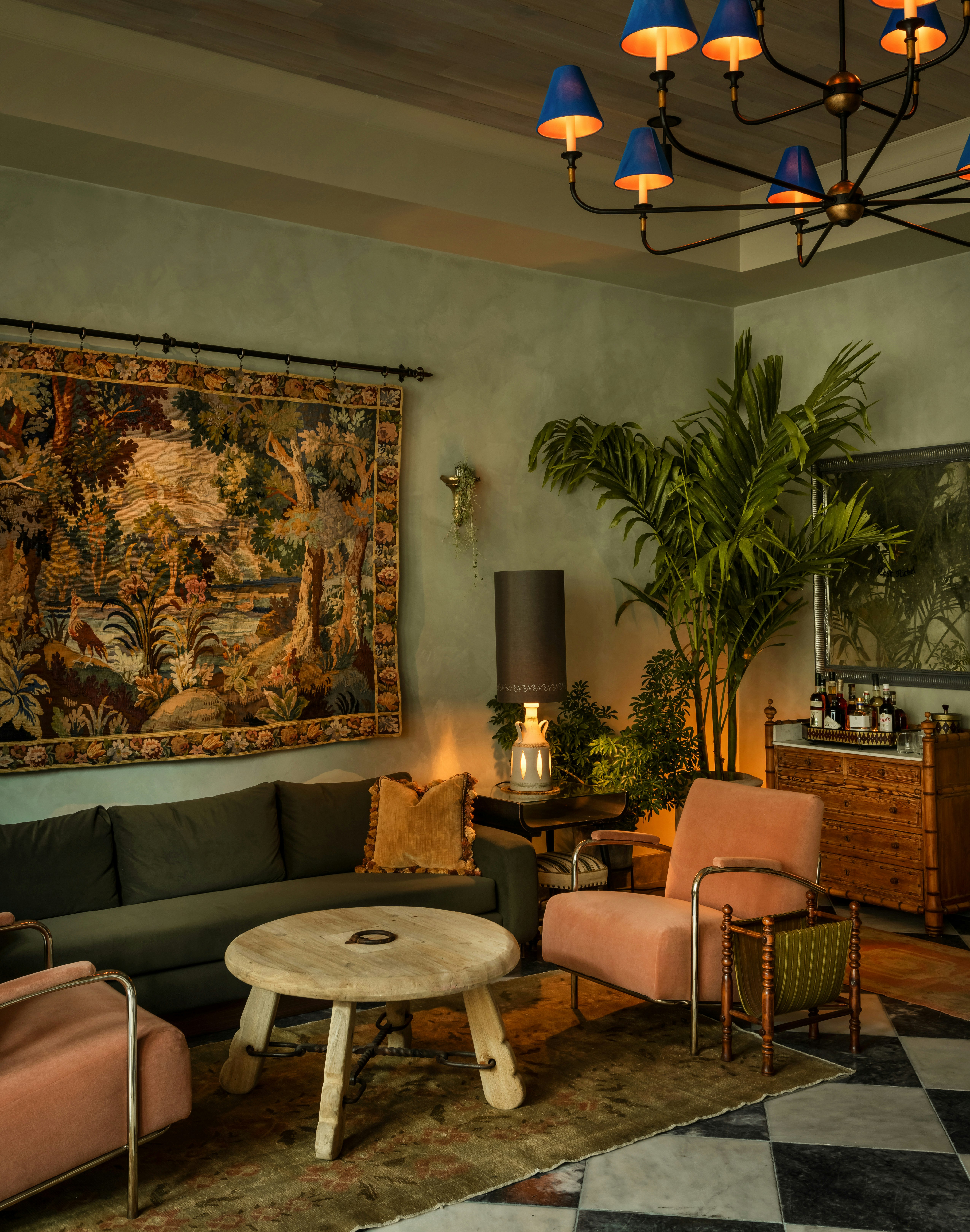 The Nickel Hotel 17/21
