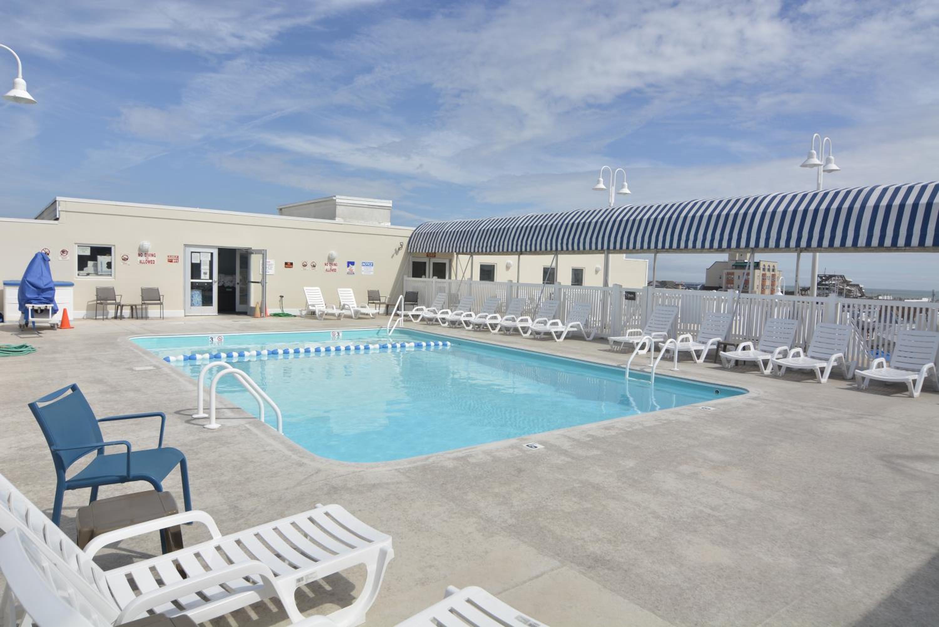 Biscayne Suites 42/49