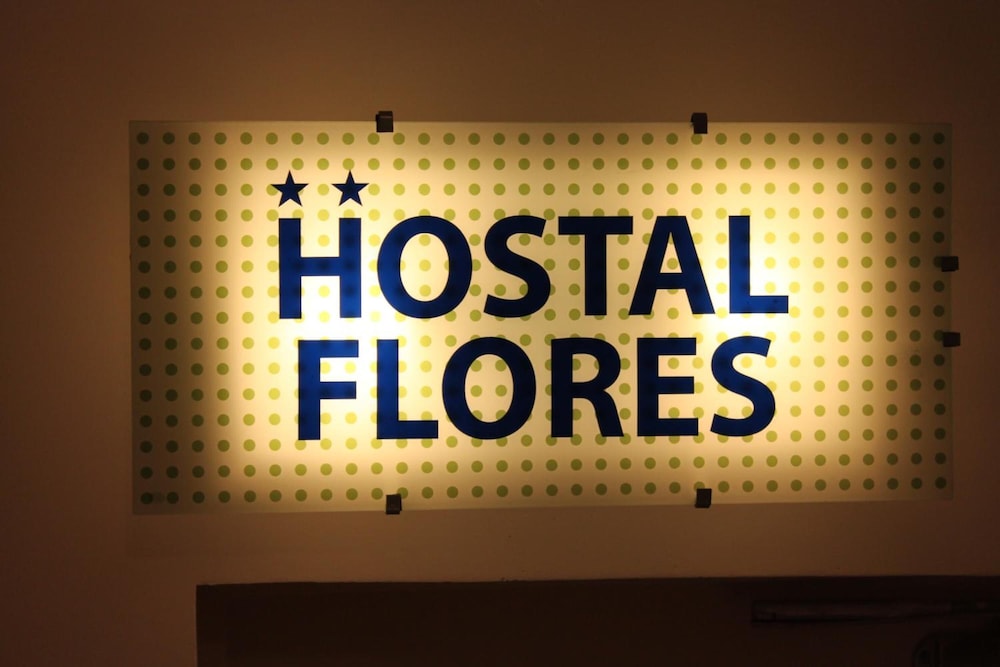 Hostal Las Flores 5/60