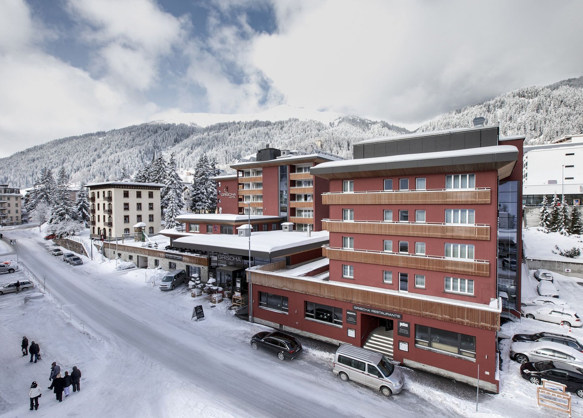 Grischa Das Hotel Davos 2/45