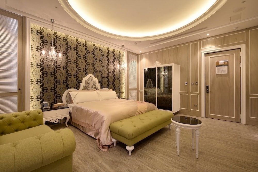 Uher Luxury Resort Hotel 16/50