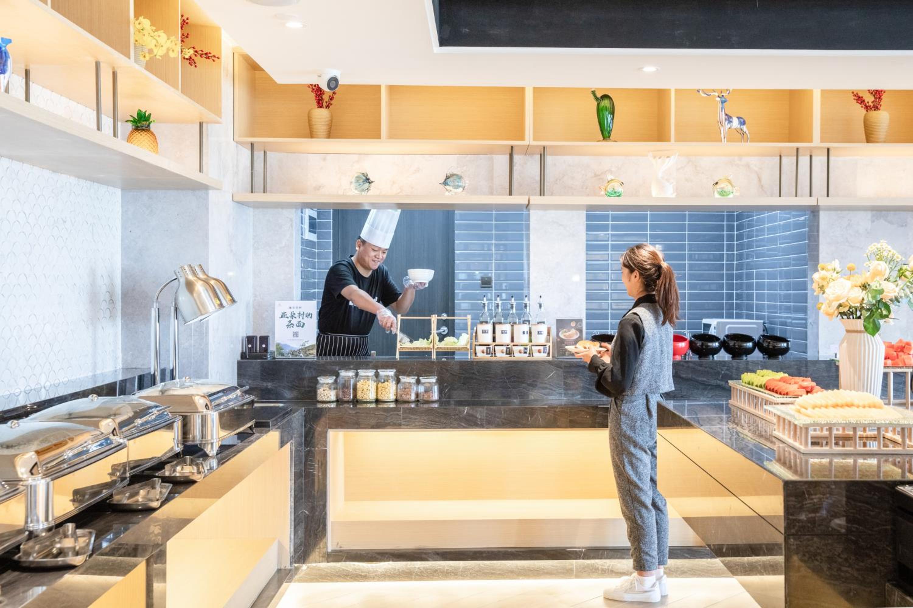 Atour Hotel (Kunming Daguan Park) 5/34