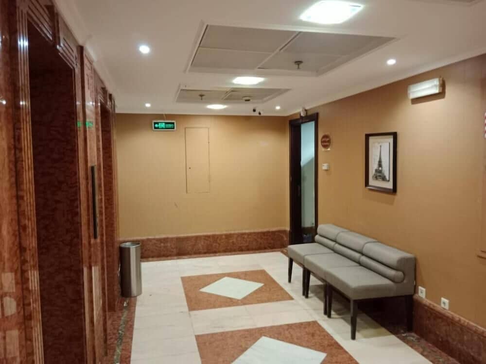 فندق سكاي فيو(Sky View Hotel) 36/59