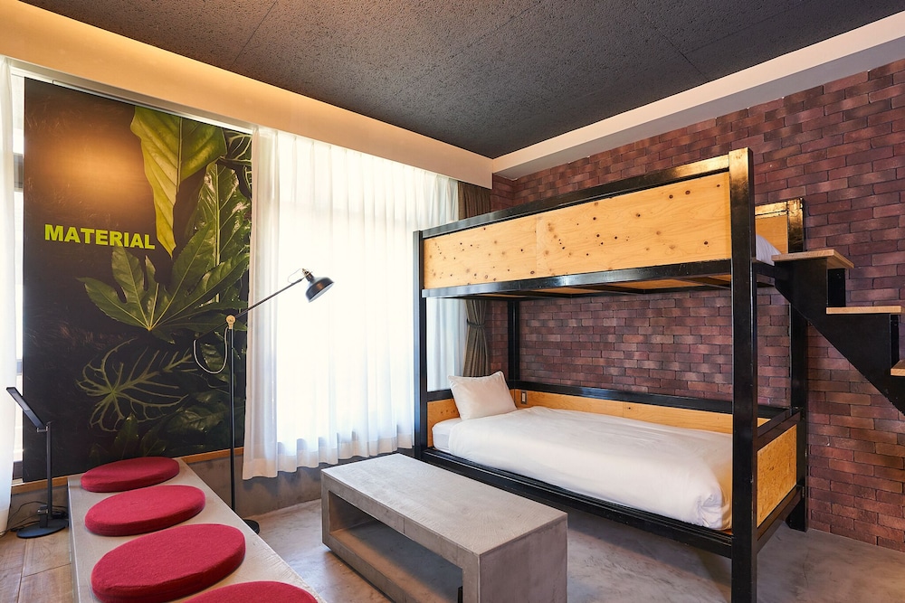 Hotel Material 8/62