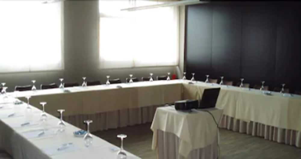 Hotel Attica 21 Coruna 54/58