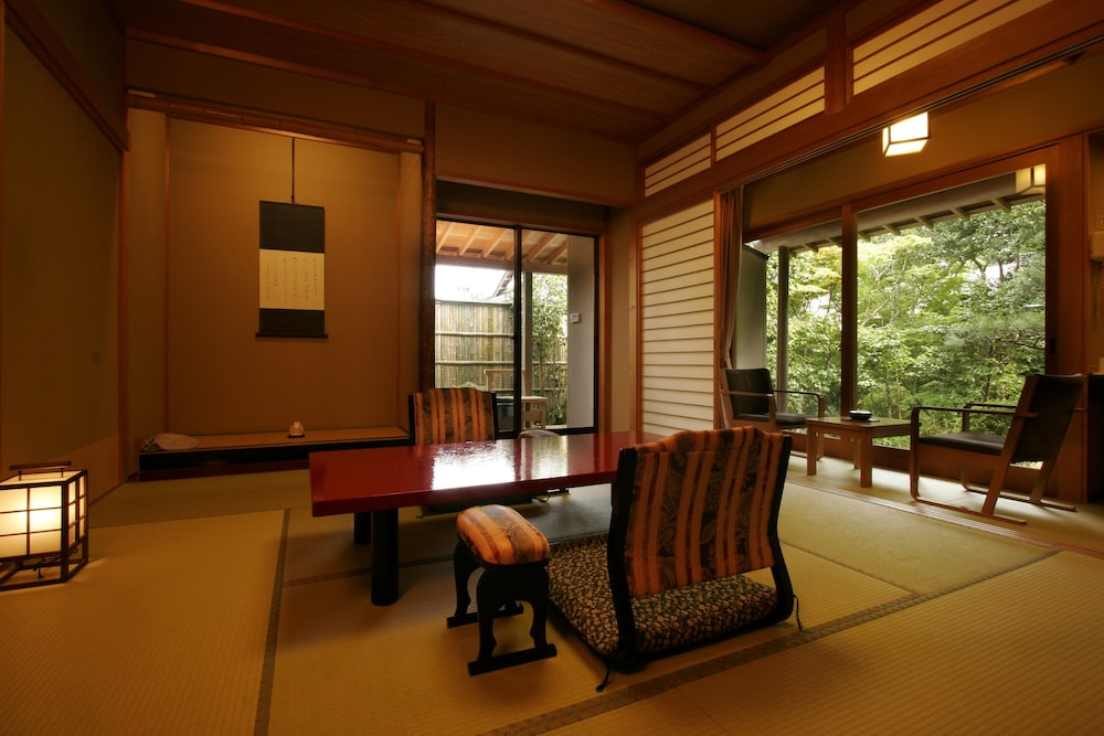 KOSHI NO YADO TAKASHIMAYA 31/50