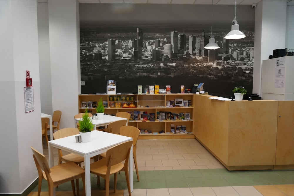 WARSAW HOSTEL CENTRUM 10/73