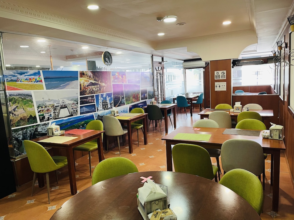La Cresta Inn Hotel 26/34