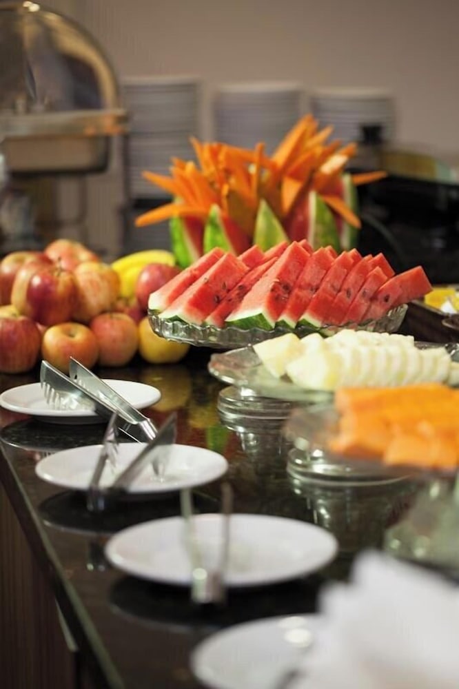 Iguassu Express Hotel 24/46