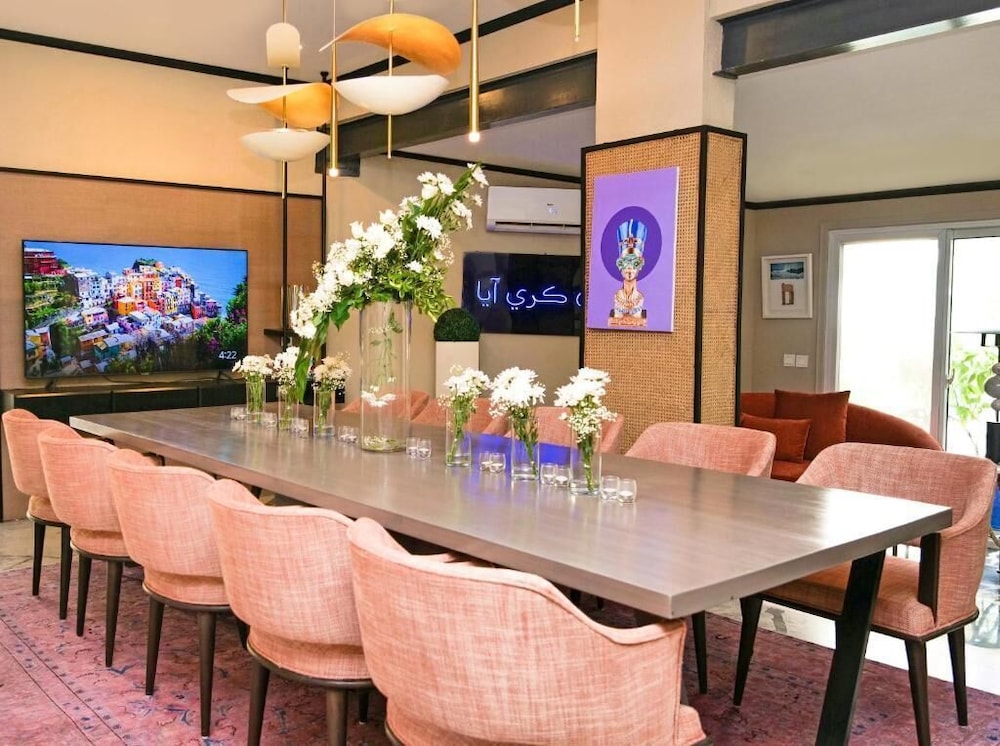 Ambiance Boutique Art Hotel Karachi 42/56