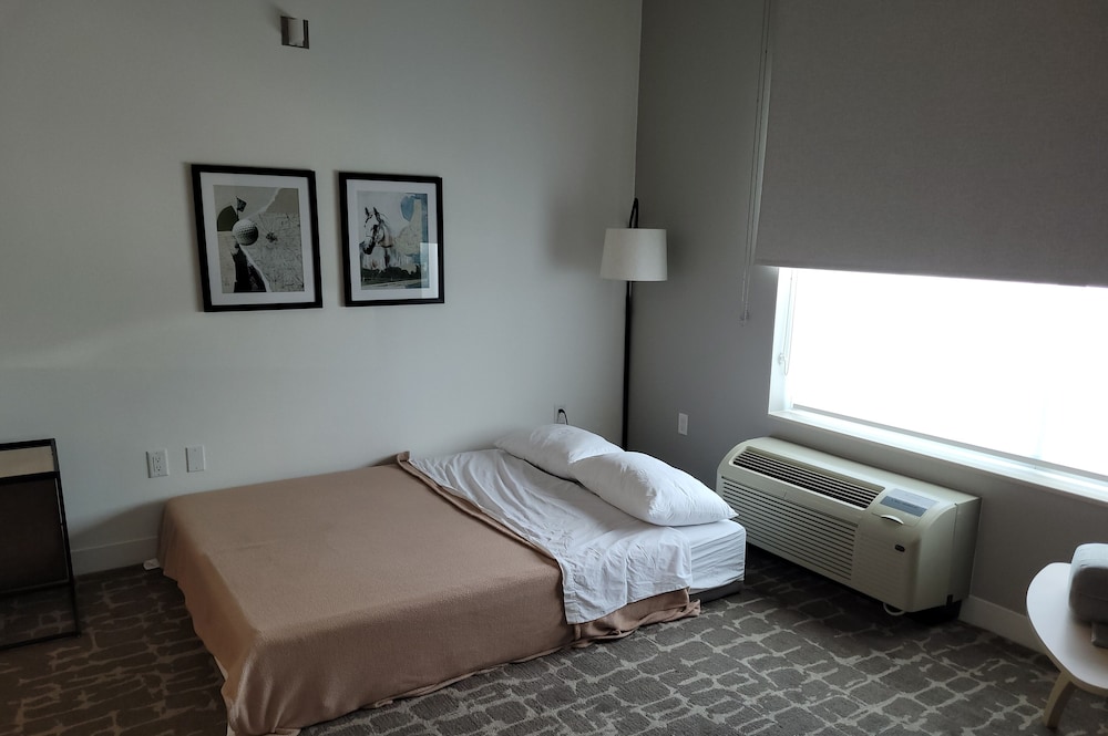 TownePlace Suites Ocala 6/30