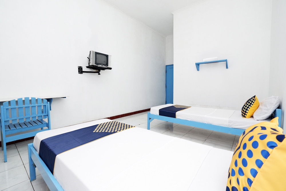 SPOT ON 2289 Hotel Saudara 7/26