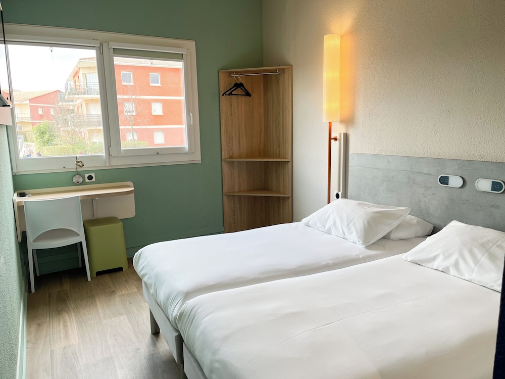 IBIS BUDGET SAINT CHRISTOL LES ALES 10/50