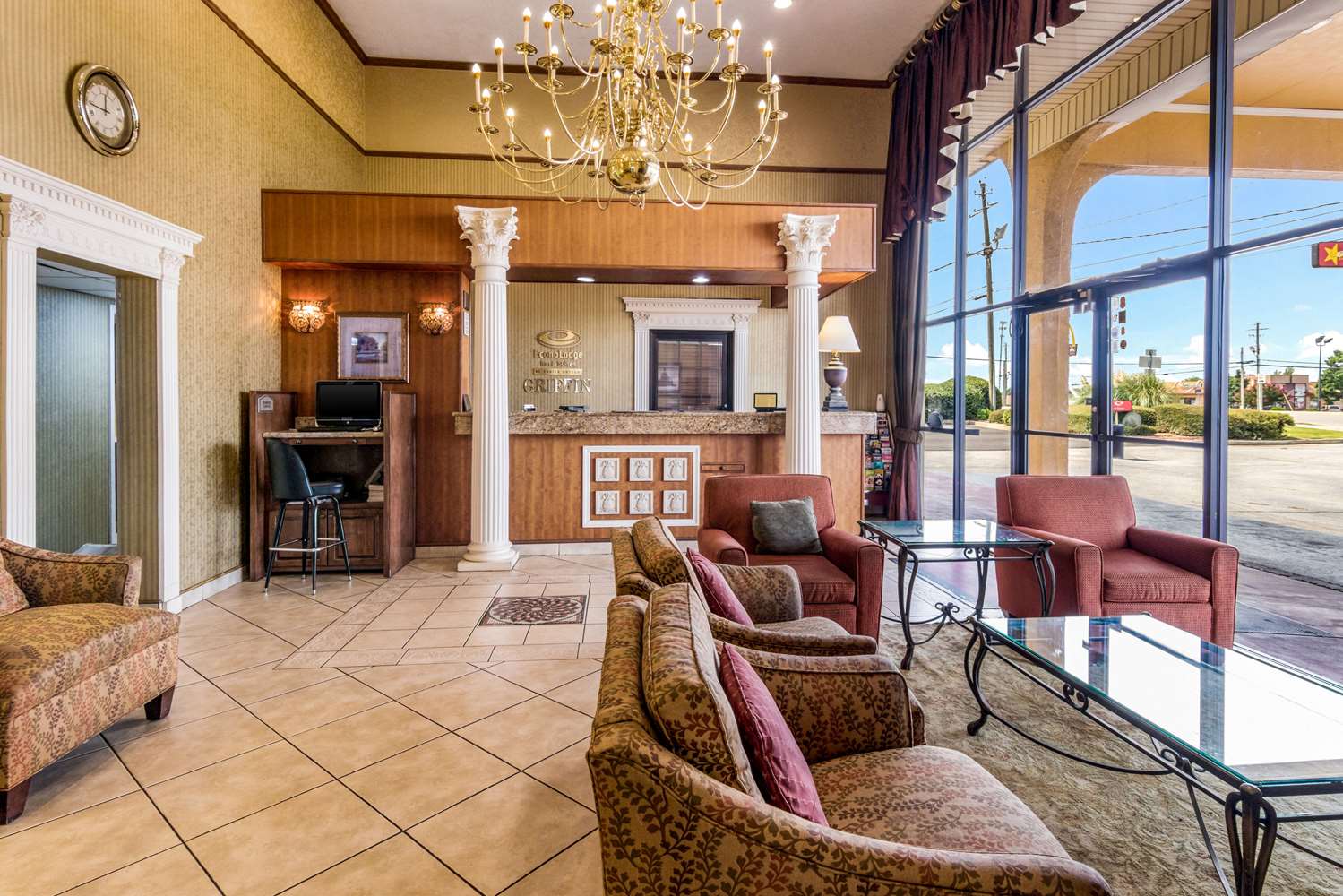 Econo Lodge Inn & Suites Griffin North 3/7