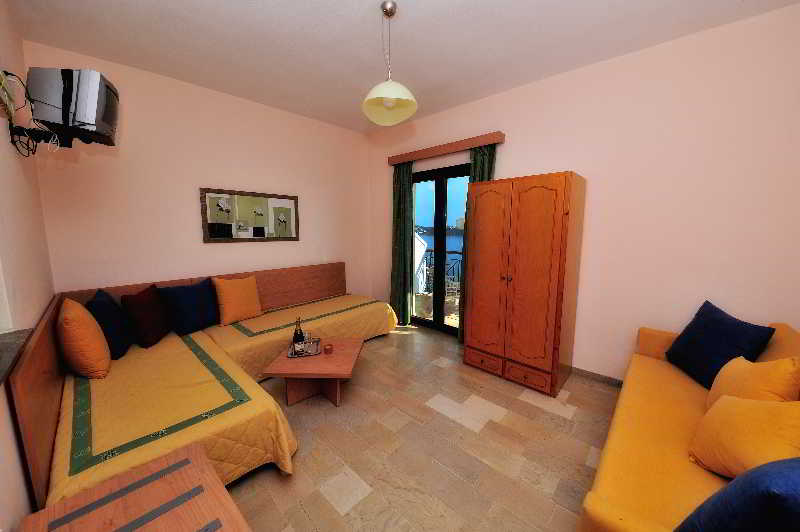 VASSILIAS BEACH APARTMENTS 17/31