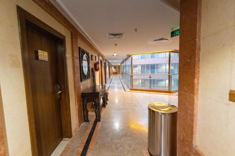 فندق سفير المسك(Safeer Almisk Hotel Mecca) 17/52