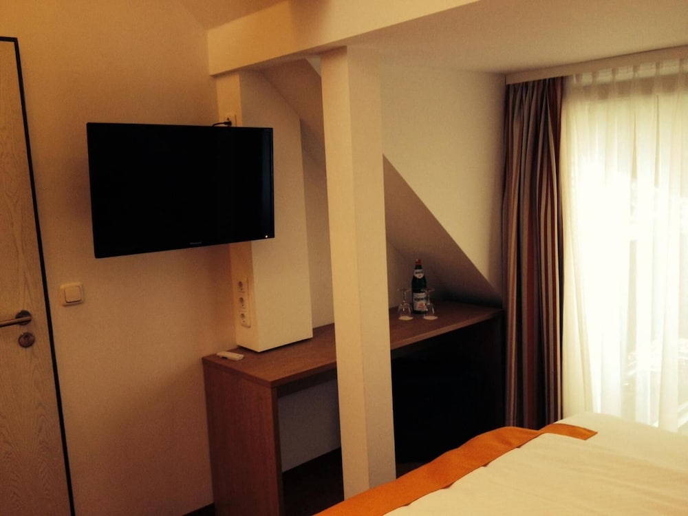 Hotel Sarah 25/36