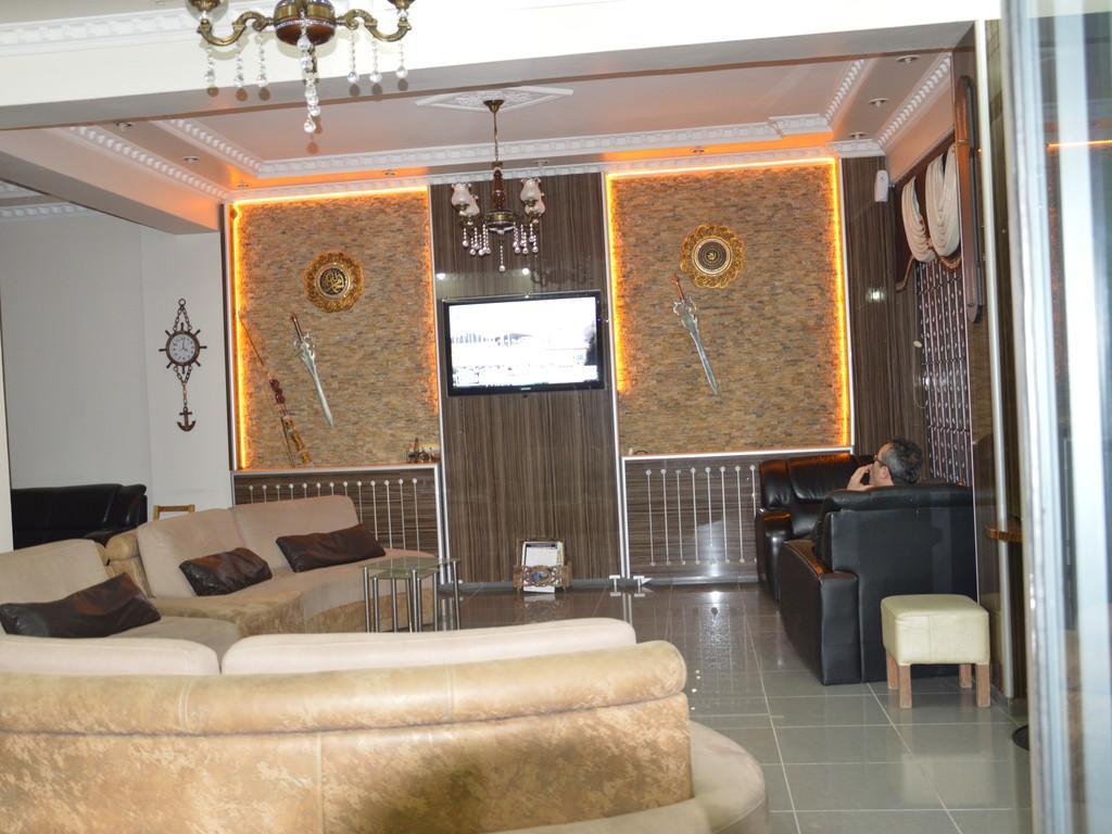 Otel Dinc 5/20
