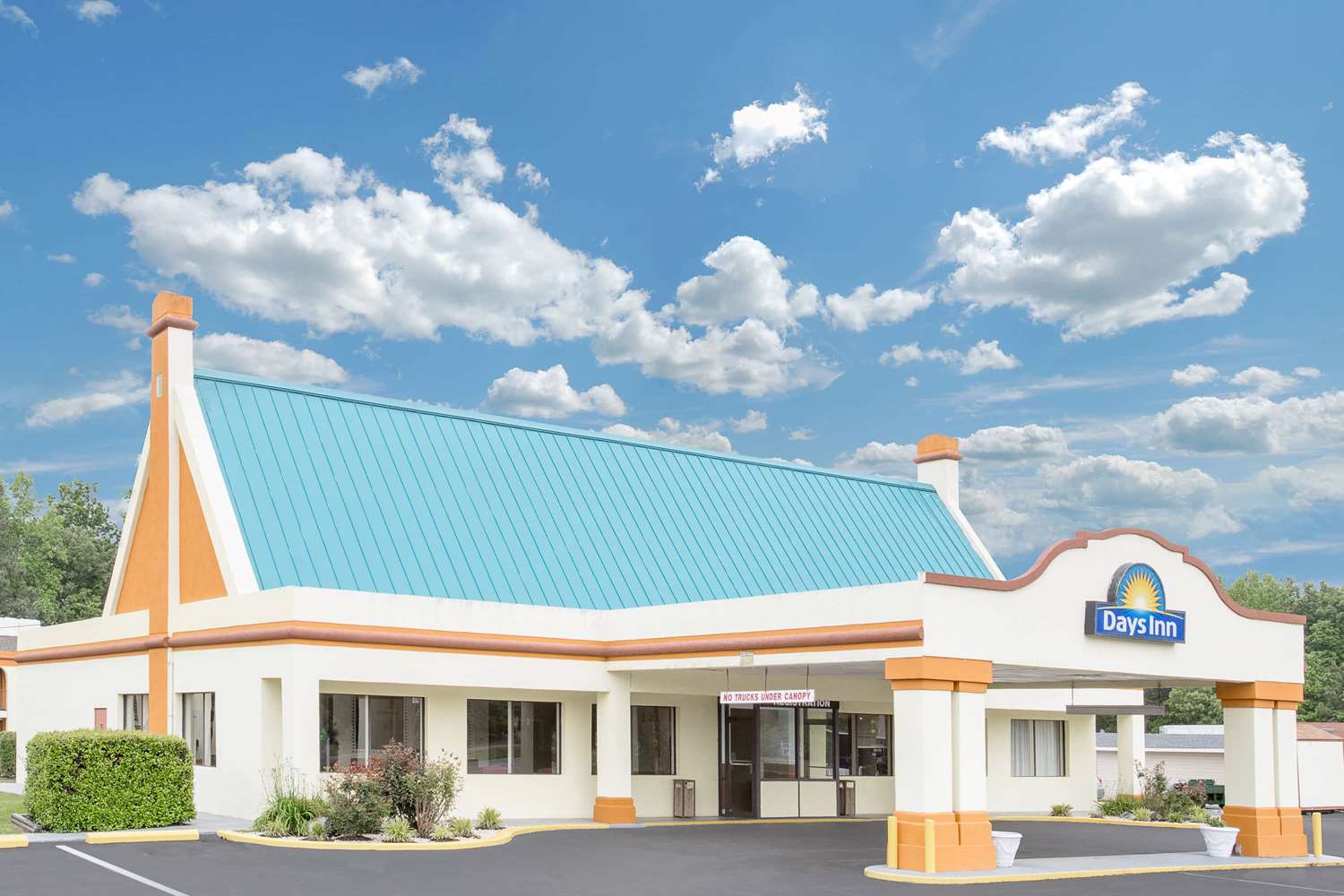 Days Inn By Wyndham Ruther Glen Kings Dominion Area 1/21