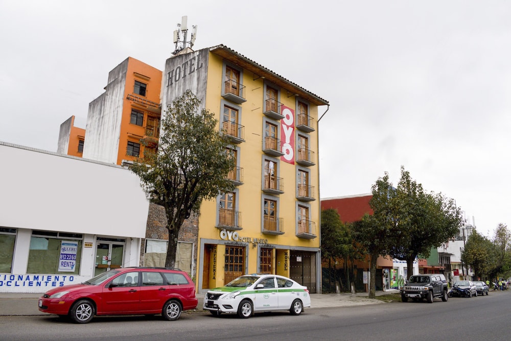 OYO Hotel Museo Xalapa 33/39