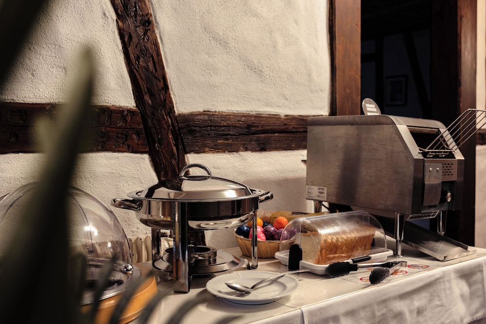 Chalet Swiss Hotel 22/50