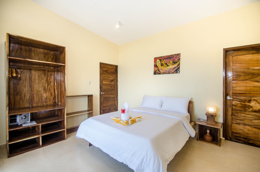 Boracay Amor Apartments 18/72