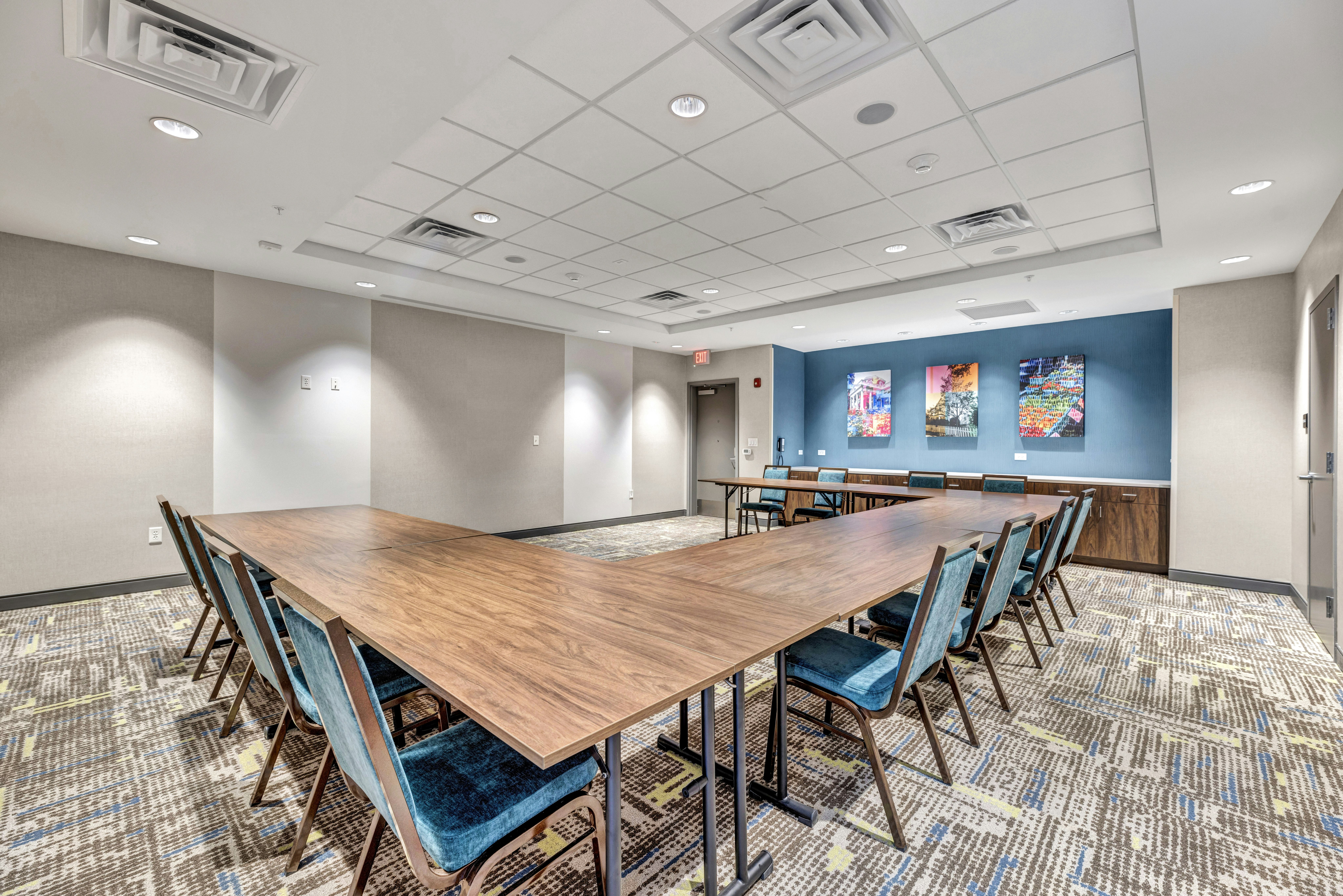 Hampton Inn Zion Crossroads Gordonsville, VA 16/17