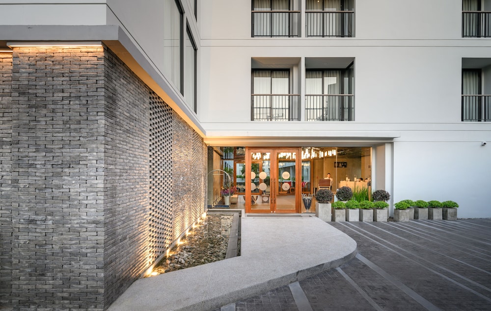 Novotel Chiangmai Nimman Journeyhub 8/68