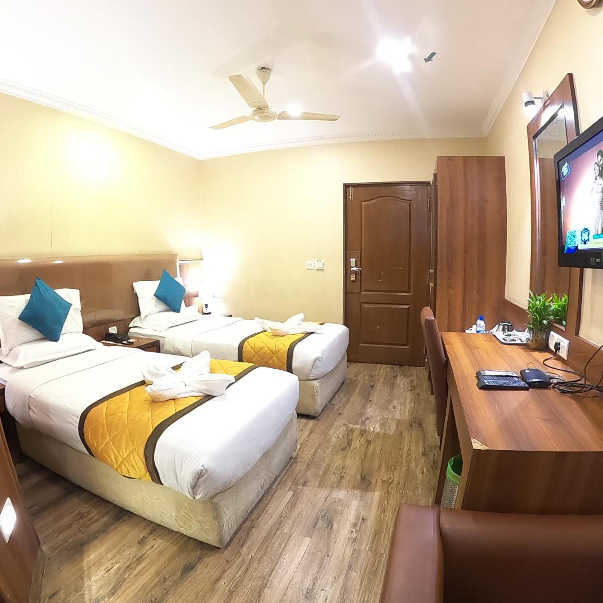 غرفة ديلوكس بسرير مزدوج، Hotel Empire International Koramangala 5/7