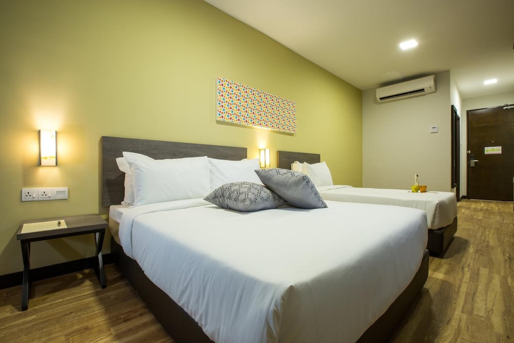 Humaira Hotel 17/41
