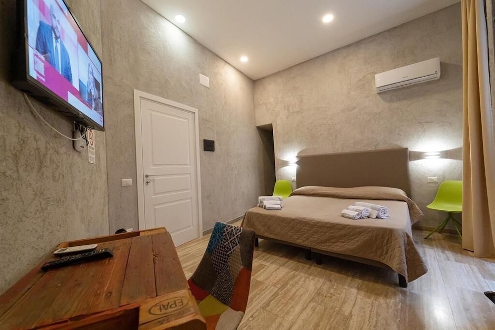 CLASSIC, DOUBLE BED, SEPARATE BUILDING