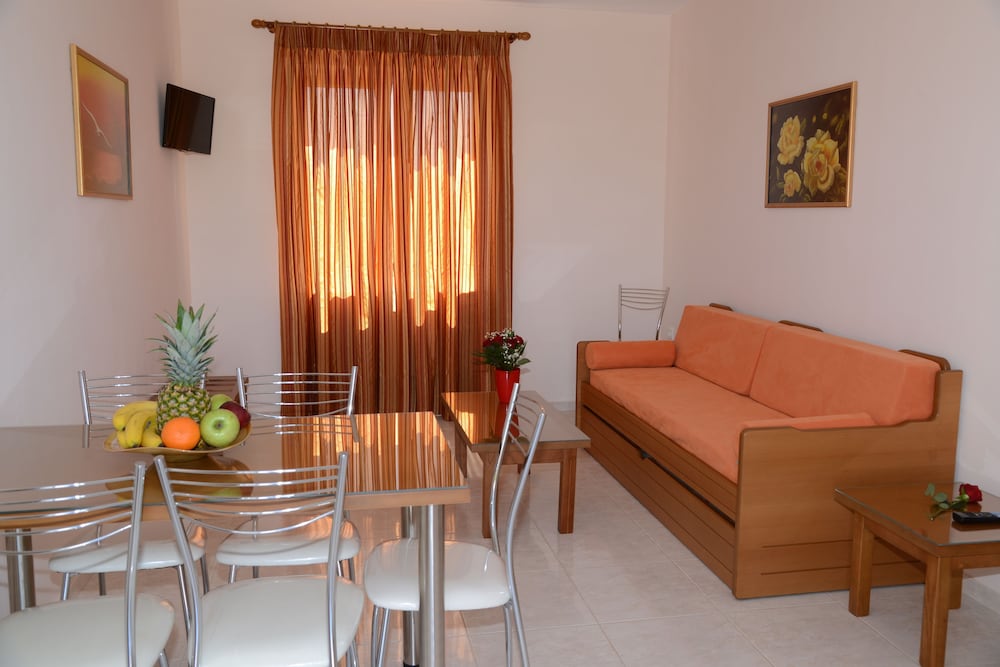 Marias Filoxenia Suites 28/50