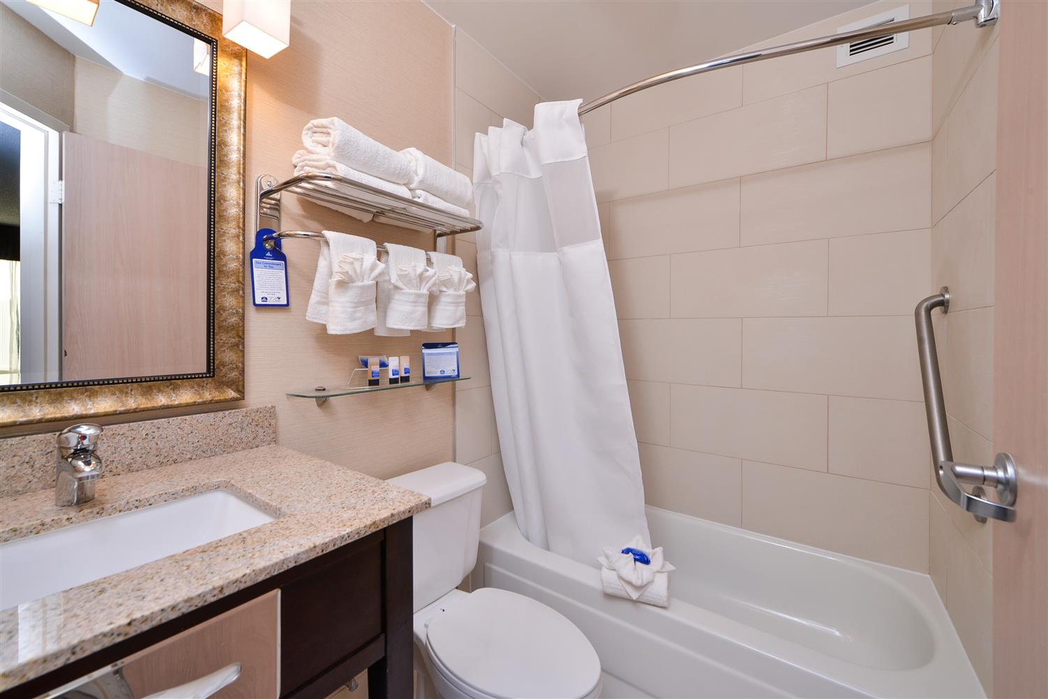 Best Western Glenview -Chicagoland Inn and Suites 43/44