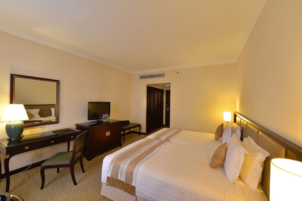 Equatorial Ho Chi Minh City 10/33
