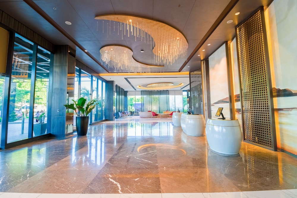Lobby at Grand Summit Hotel General Santos, GENERAL SANTOS