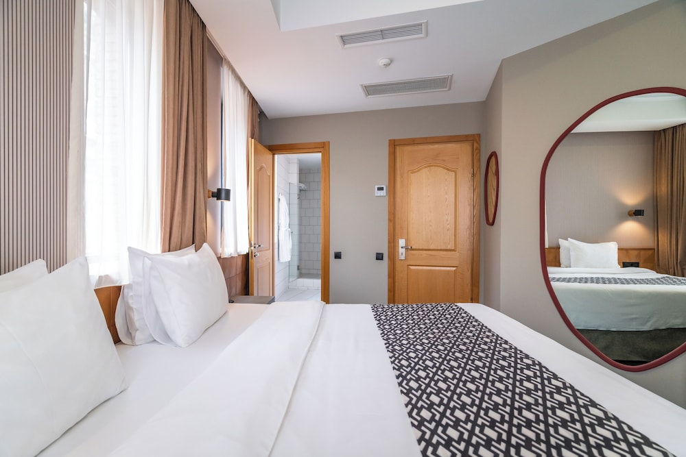 Amante Narikala Boutique Hotel 35/68