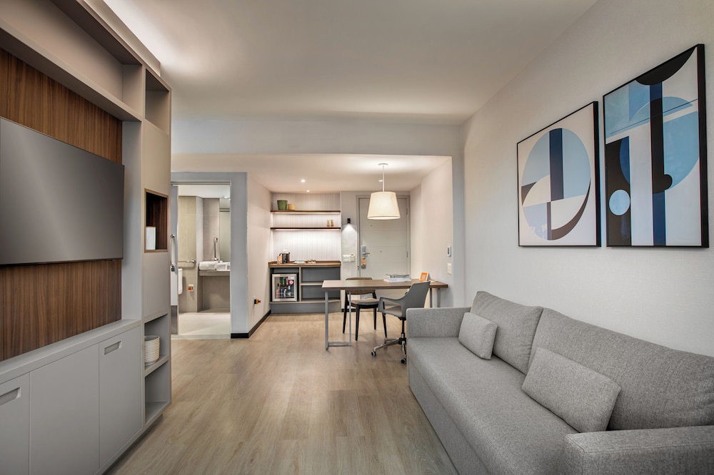 Brasil 21 Suites Affiliated by Melia 48/66