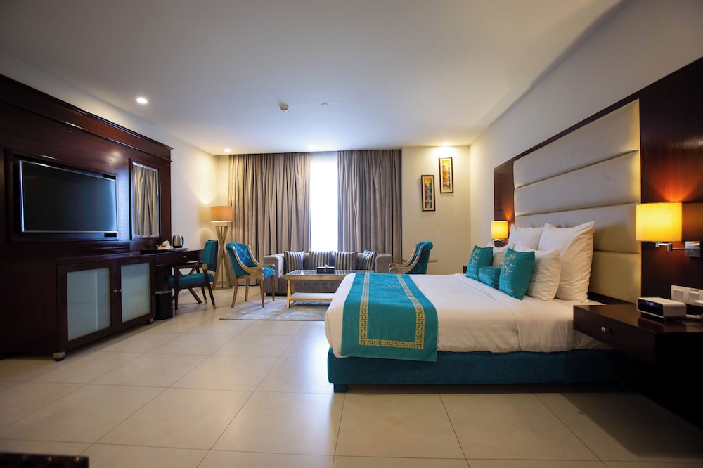 Nine Tree Luxury Hotel & Suites 23/50