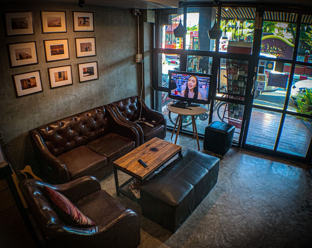 84 Gallery - Hostel 30/42