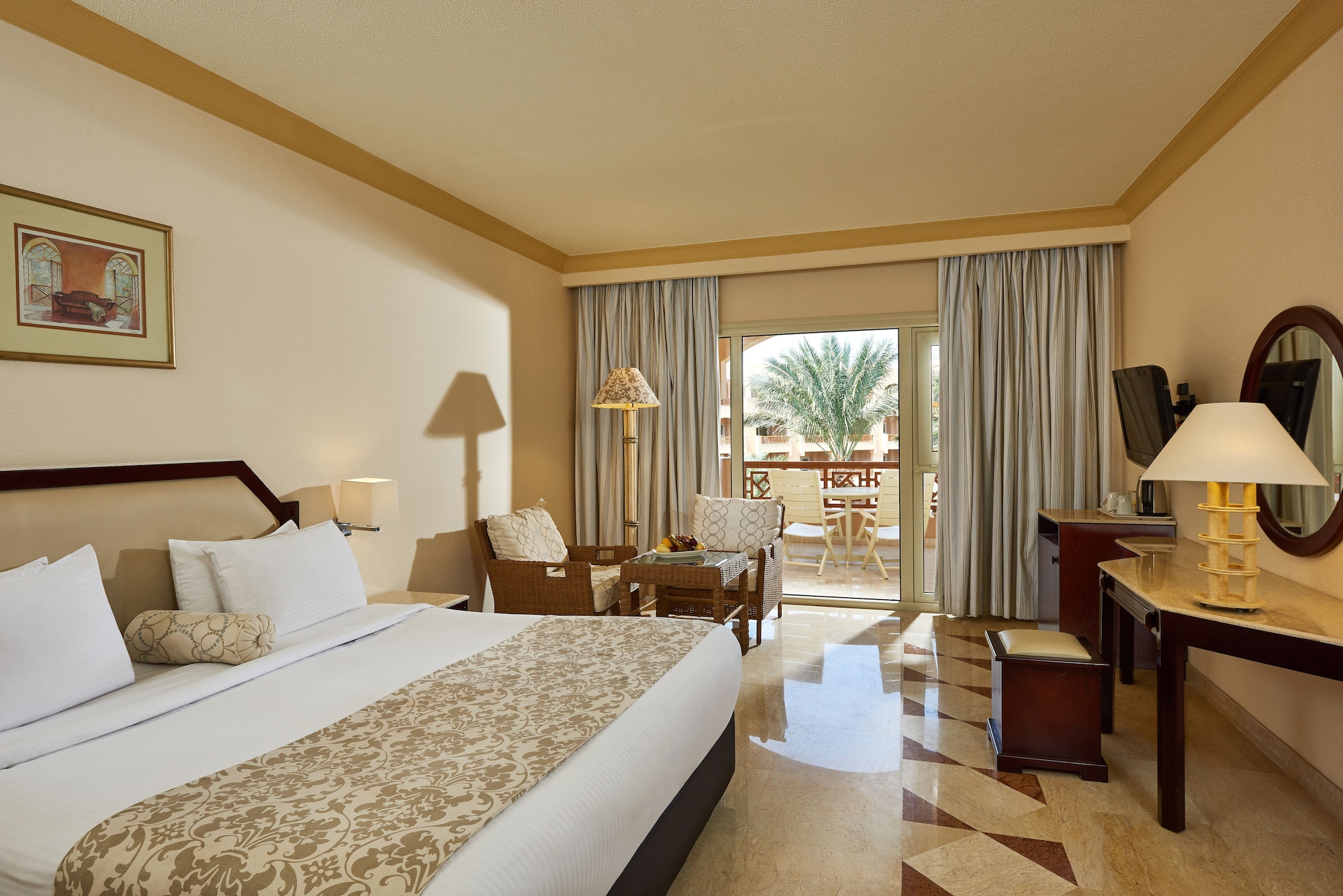 CLASSIC PARTIAL SEA VIEW ROOM