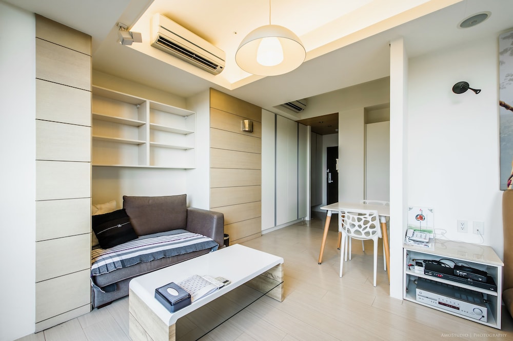 CH Service Apartment 19/48