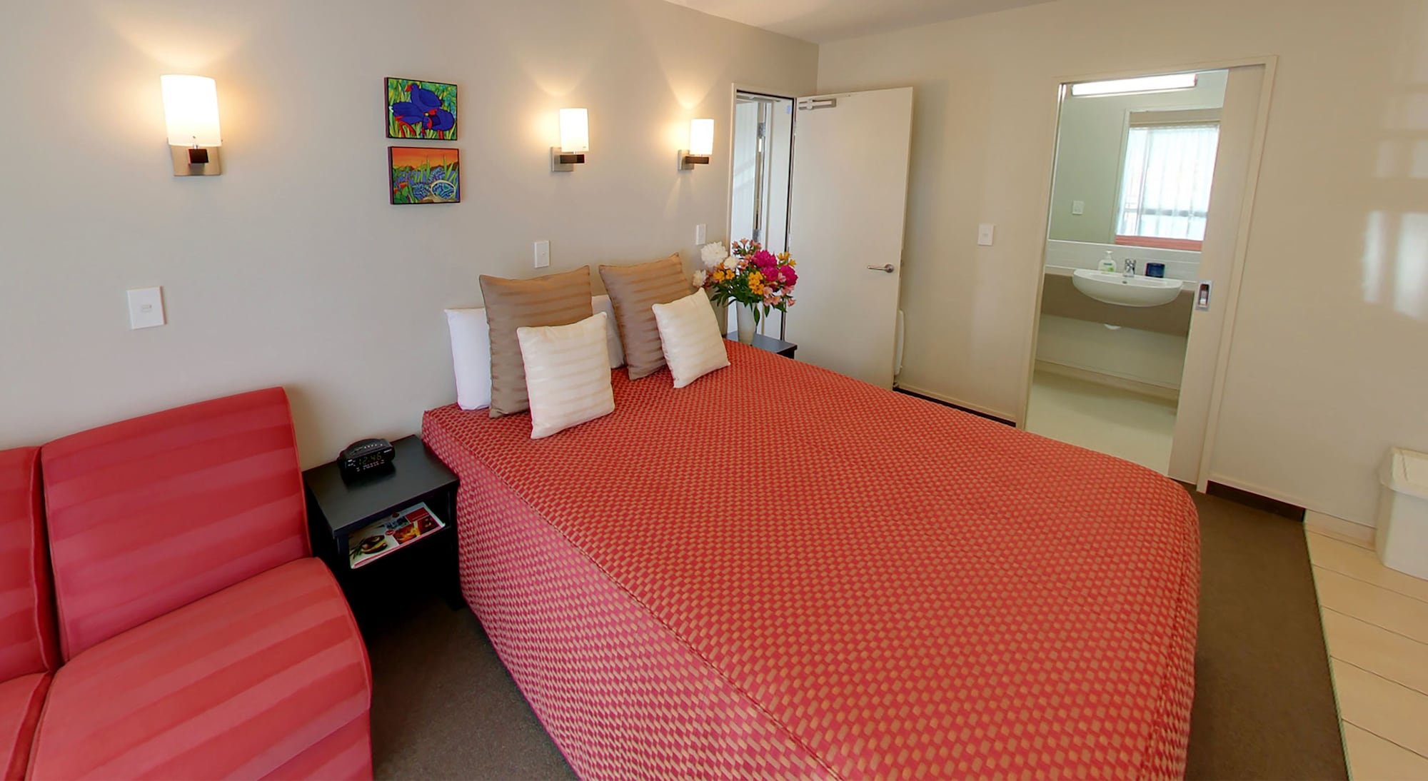 2 BEDROOMS, APARTMENT, 2 BATHROOMS