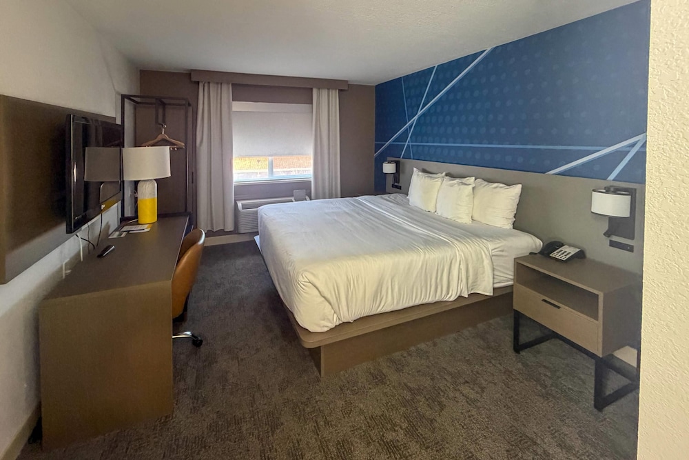 جناح بسرير كينج لذوي الإعاقة، Comfort Suites Albuquerque/North Journal Center 5/10