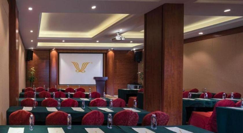 Vienna Hotel (Shenzhen Baifu City) 45/47