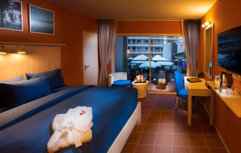 Grandblue Resort 44/70