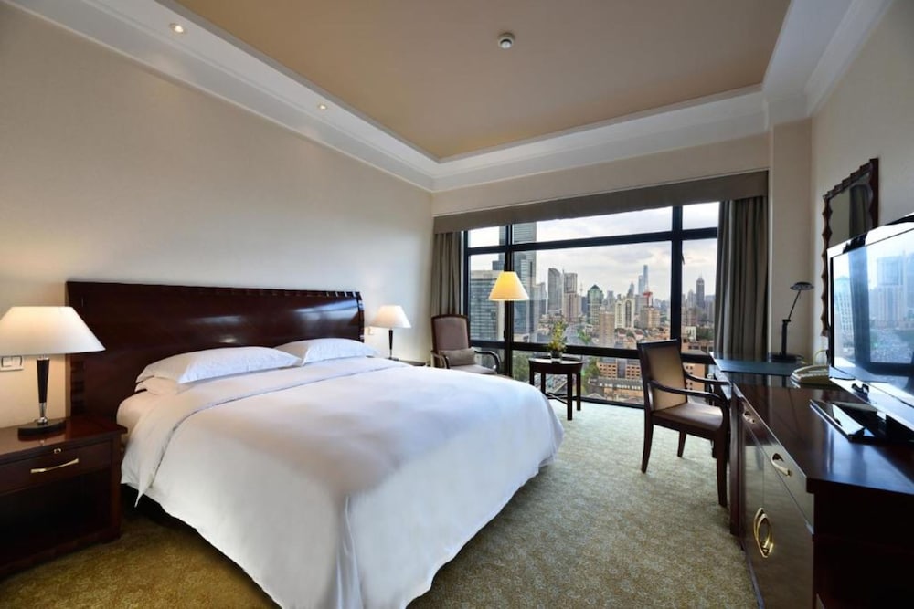 Hotel Equatorial Shanghai 4/34