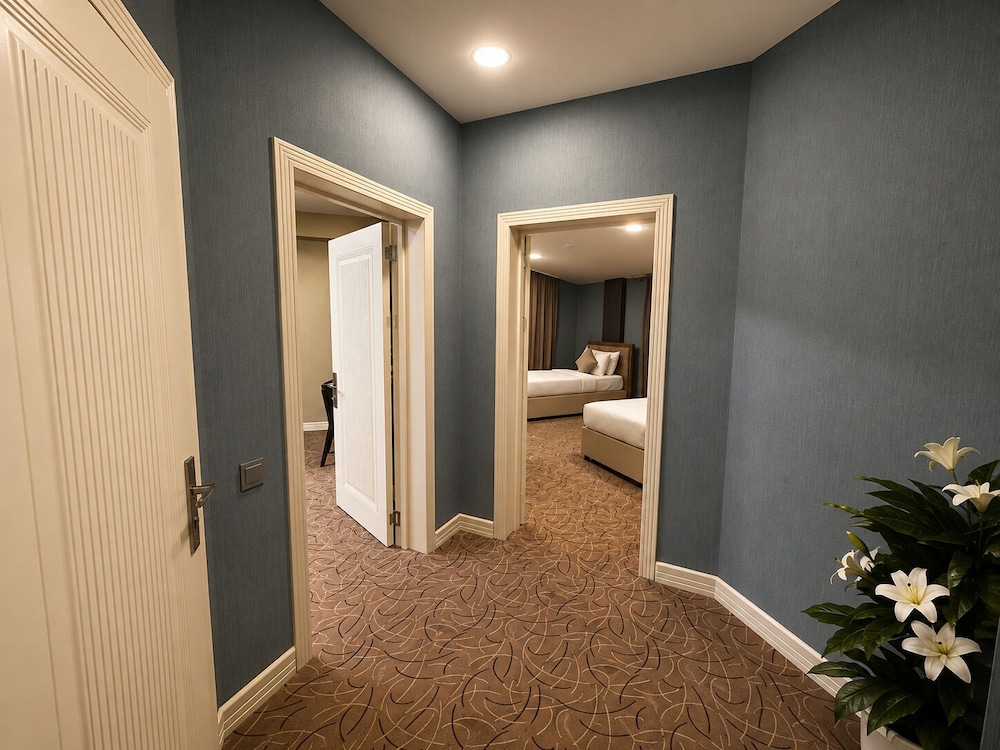 Sebail Inn Hotel 25/50