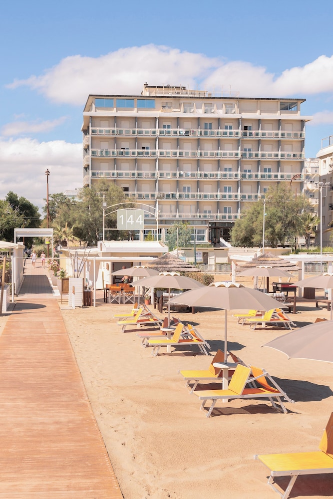Hotel Centrale 48/60