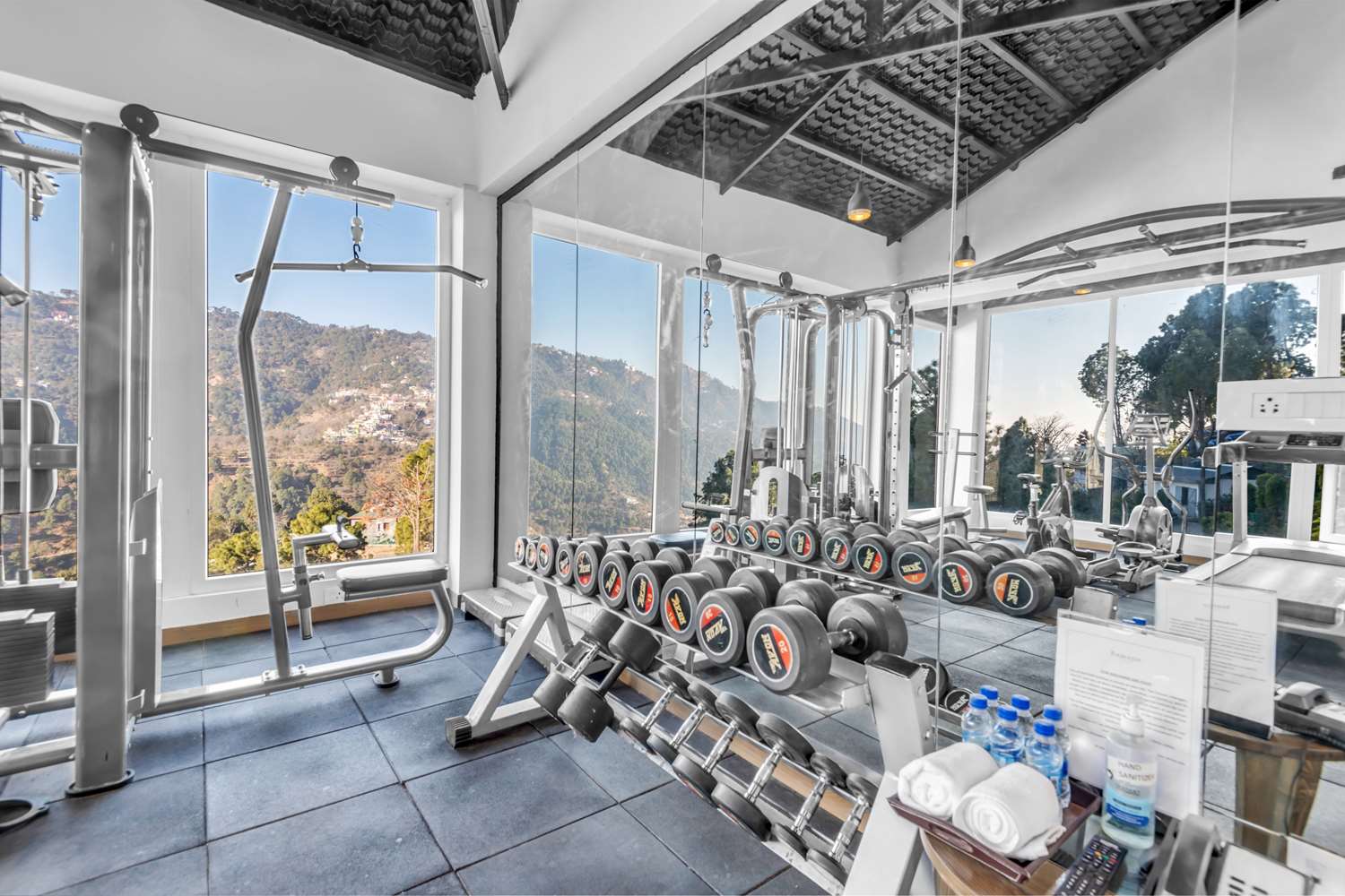 Ramada by Wyndham Kasauli 18/45